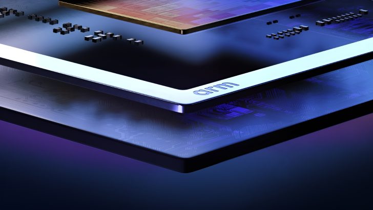 Ένα κοντινό πλάνο ενός τσιπ ARM ​​με το λογότυπο 'arm' στην επιφάνειά του, που δείχνει το περίπλοκο σχέδιο κυκλώματος του.