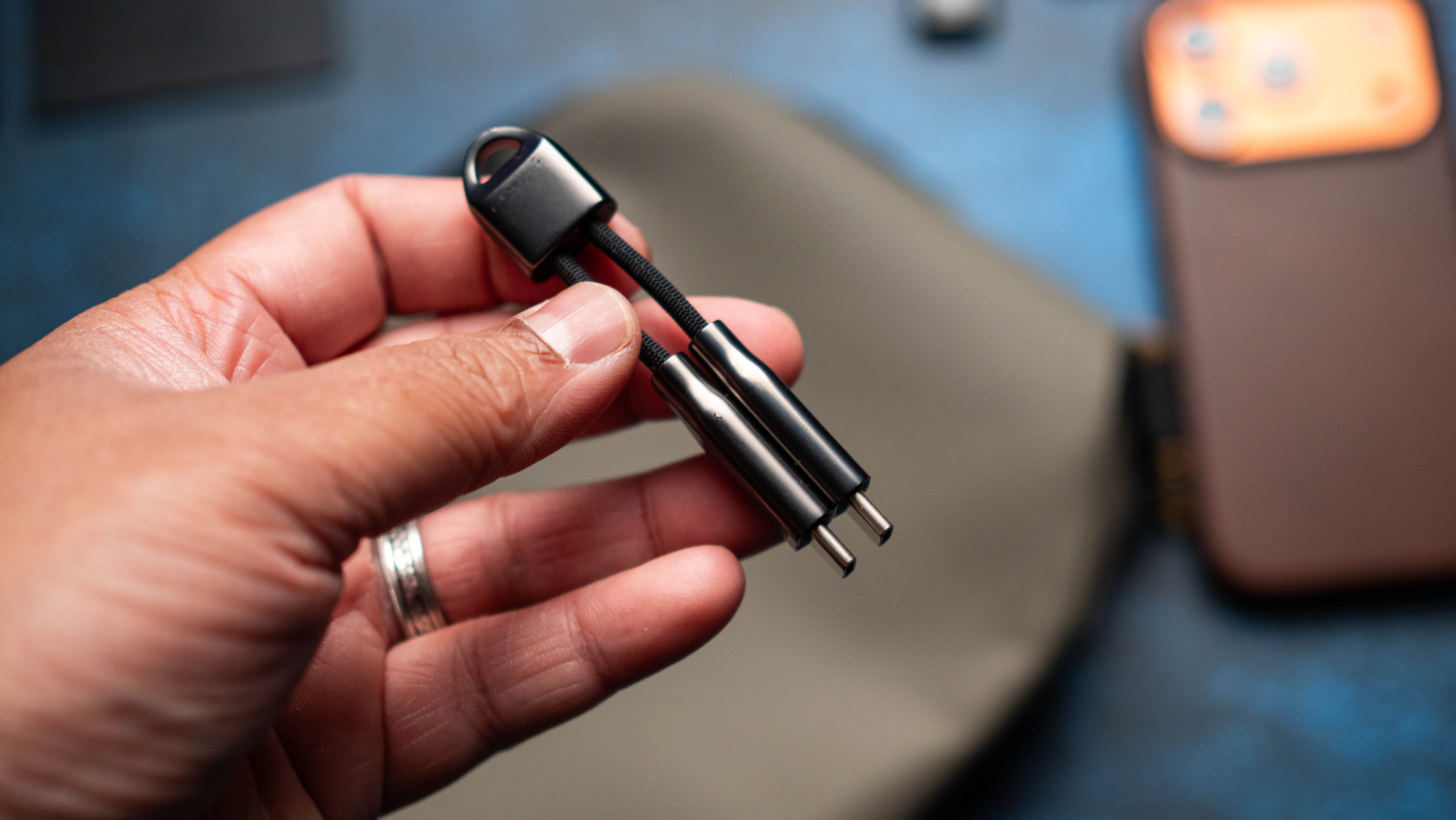 Τεχνολογικός εξοπλισμός EDC του Harish στο Android Central