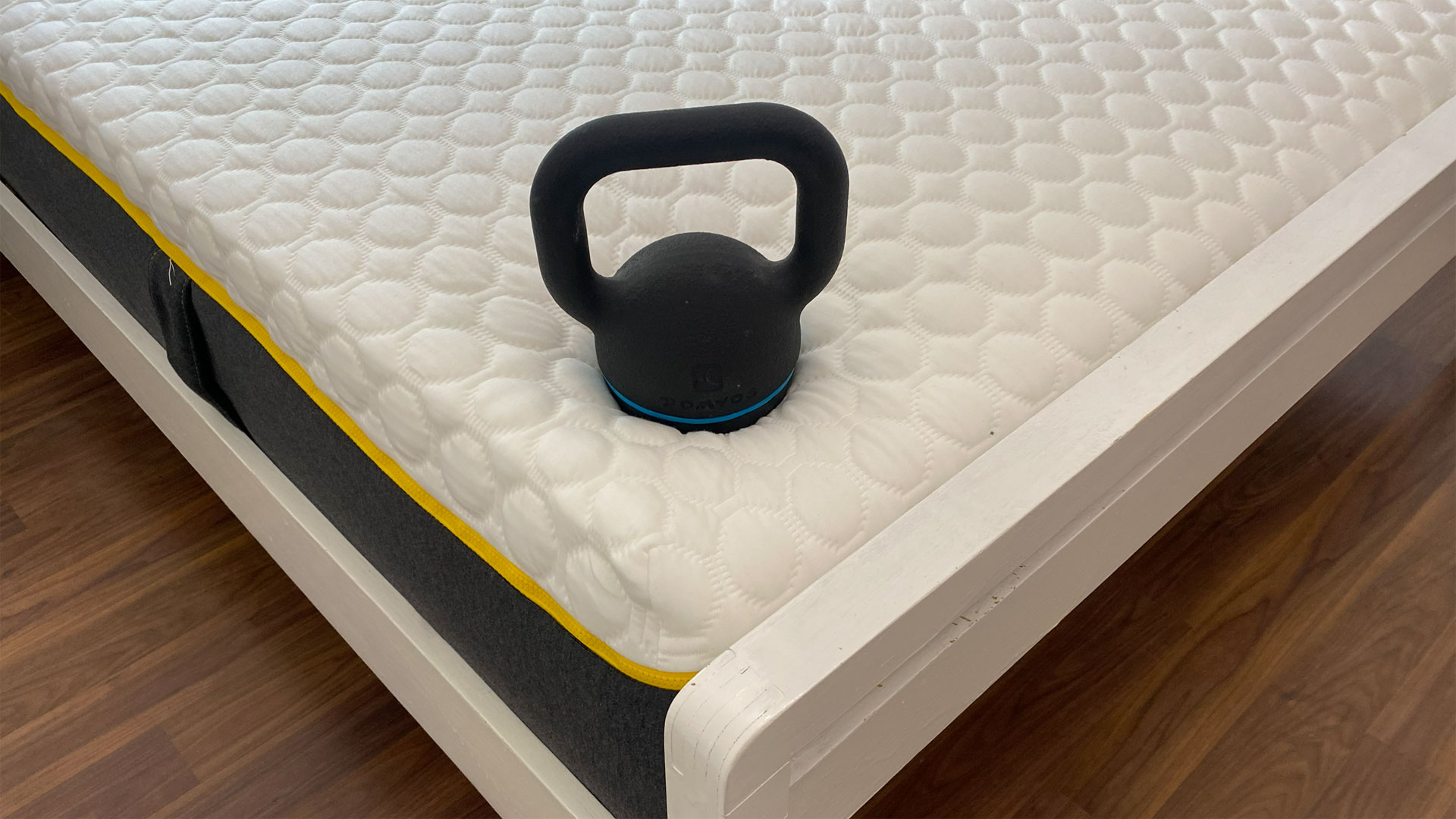 Eve the Wunderflip Premium Hybrid mattress