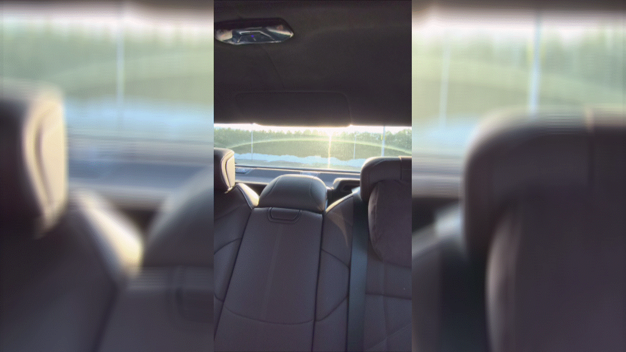 Αναθεώρηση BMW i7 M70 2026.