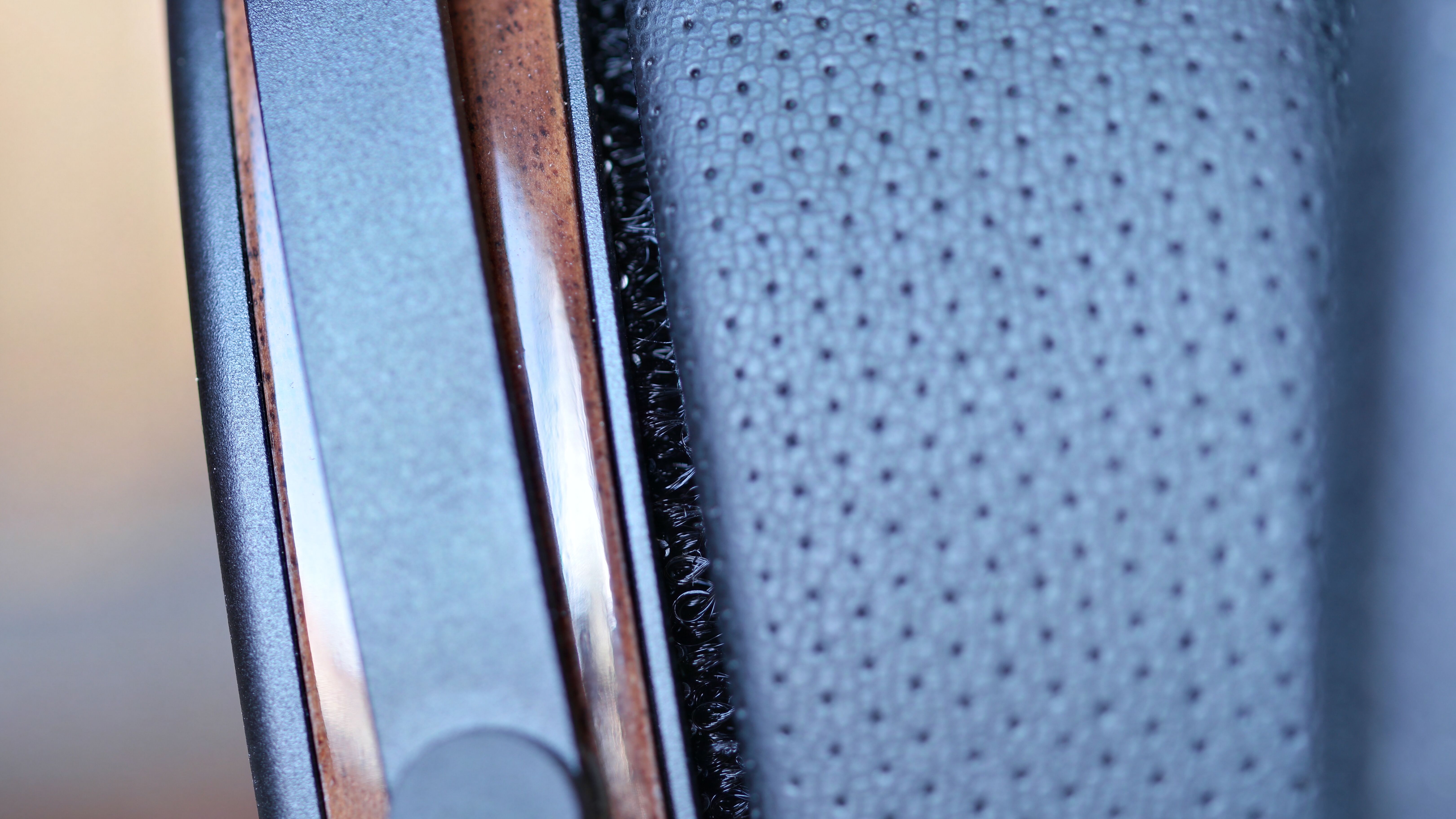 Ακουστικά Fosi Audio i5 Εξαρτήματα από ξύλο καρυδιάς και διάτρητο δέρμα