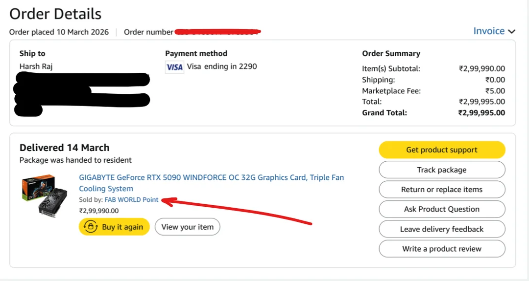 Μια σύνοψη παραγγελίας δείχνει την αγορά μιας κάρτας γραφικών GIGABYTE GeForce RTX 5090 WINDFORCE OC 32G, με σύστημα ψύξης τριπλού ανεμιστήρα με τιμή 2.99.995,00 ₹, που πωλήθηκε από την FAB WORLD Point.