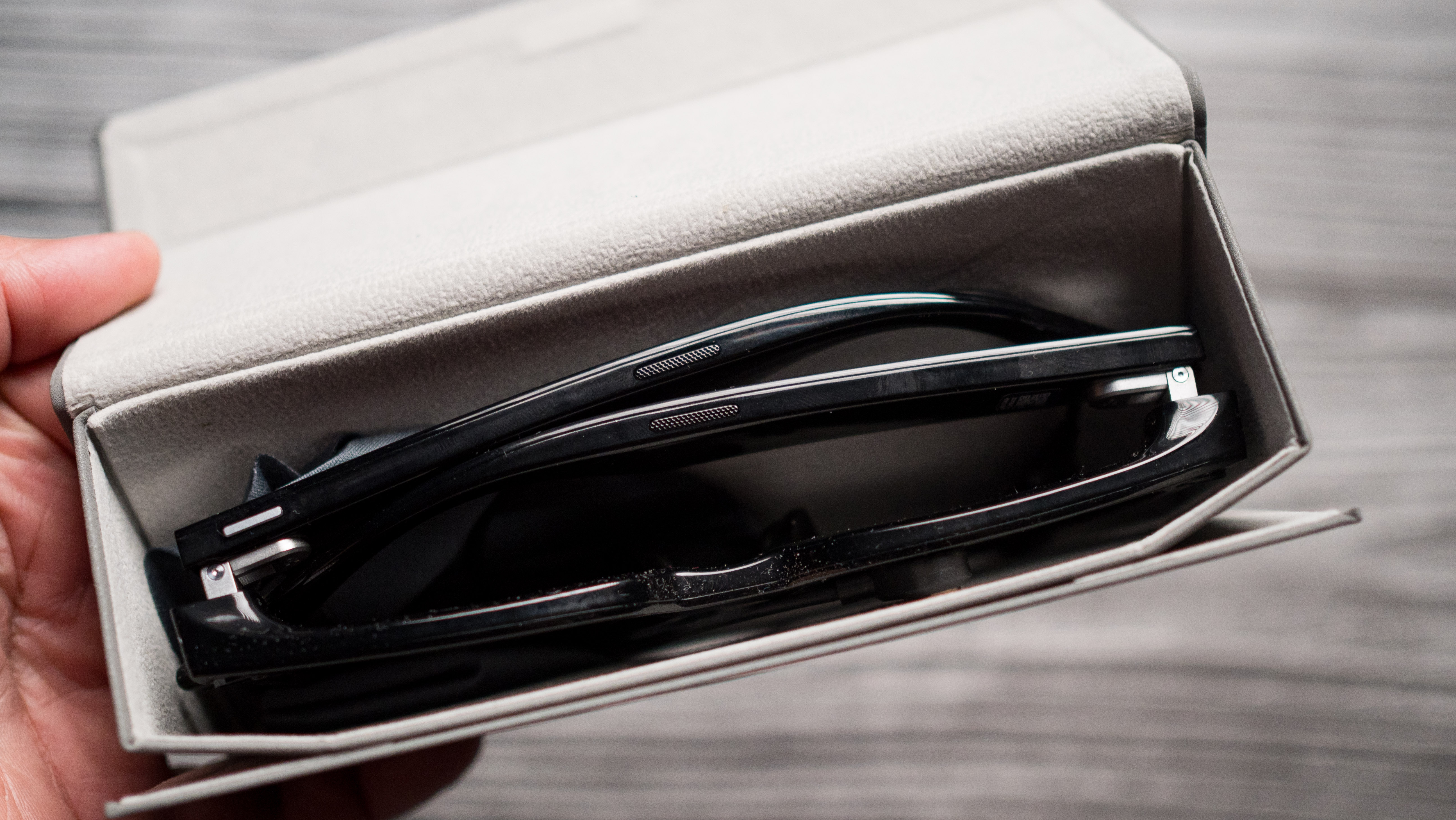 Rokid AI Glasses Style στο Android Central