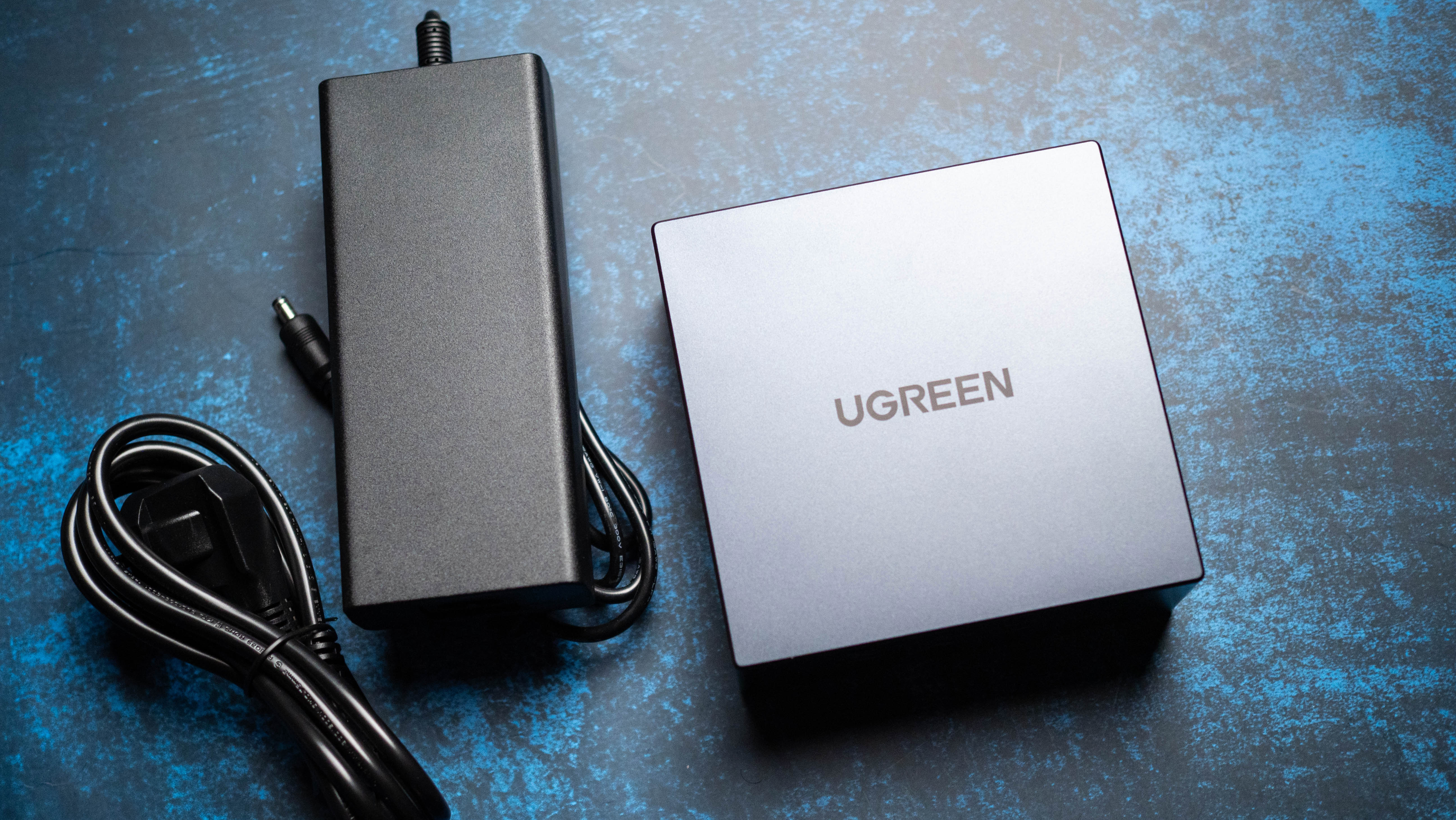 UGREEN 17-σε-1 Maxidok Thunderbolt 5 κριτική στο Android Central