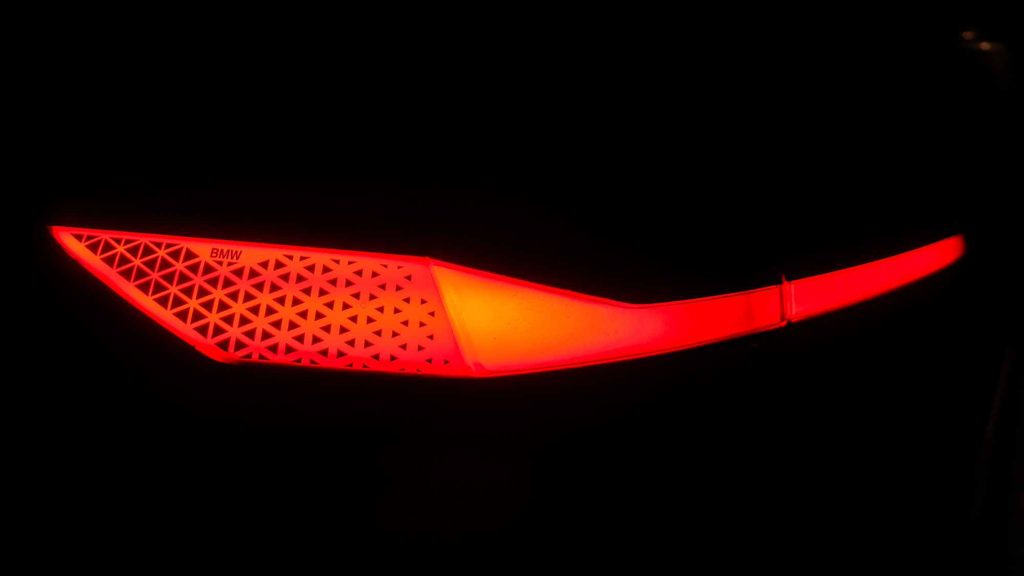 Αναθεώρηση BMW i7 M70 2026.