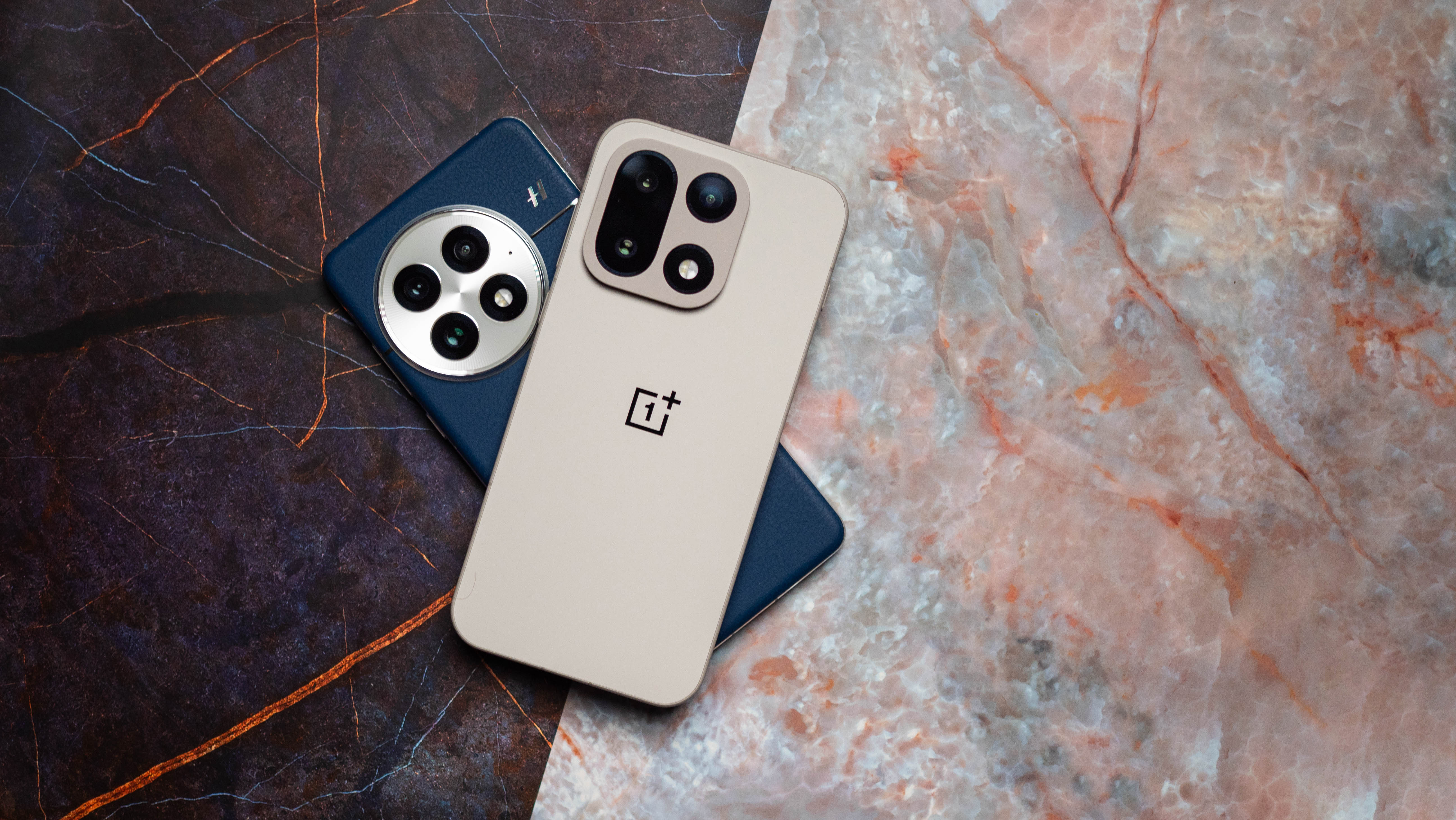 OnePlus 15 έναντι OnePlus 13