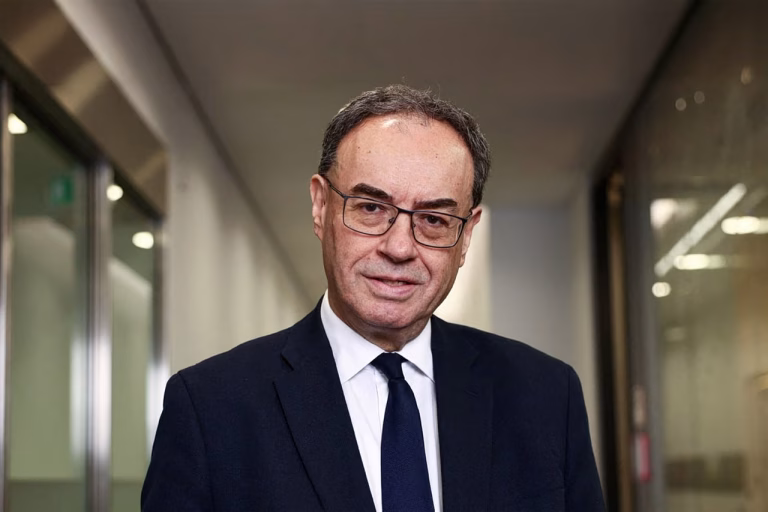 Τράπεζα της Αγγλίας: Αμετάβλητα τα επιτόκια – Δηλώνει «έτοιμη να δράσει» –