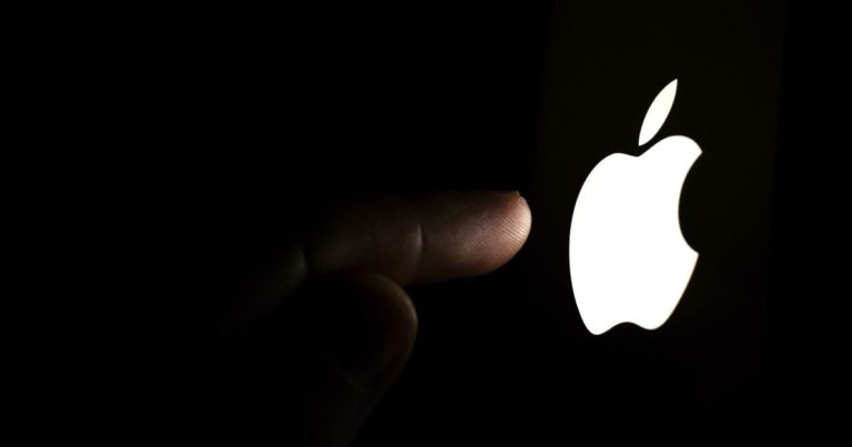 Έσοδα 900 εκατ. δολαρίων για την Apple από εφαρμογές AI το 2025