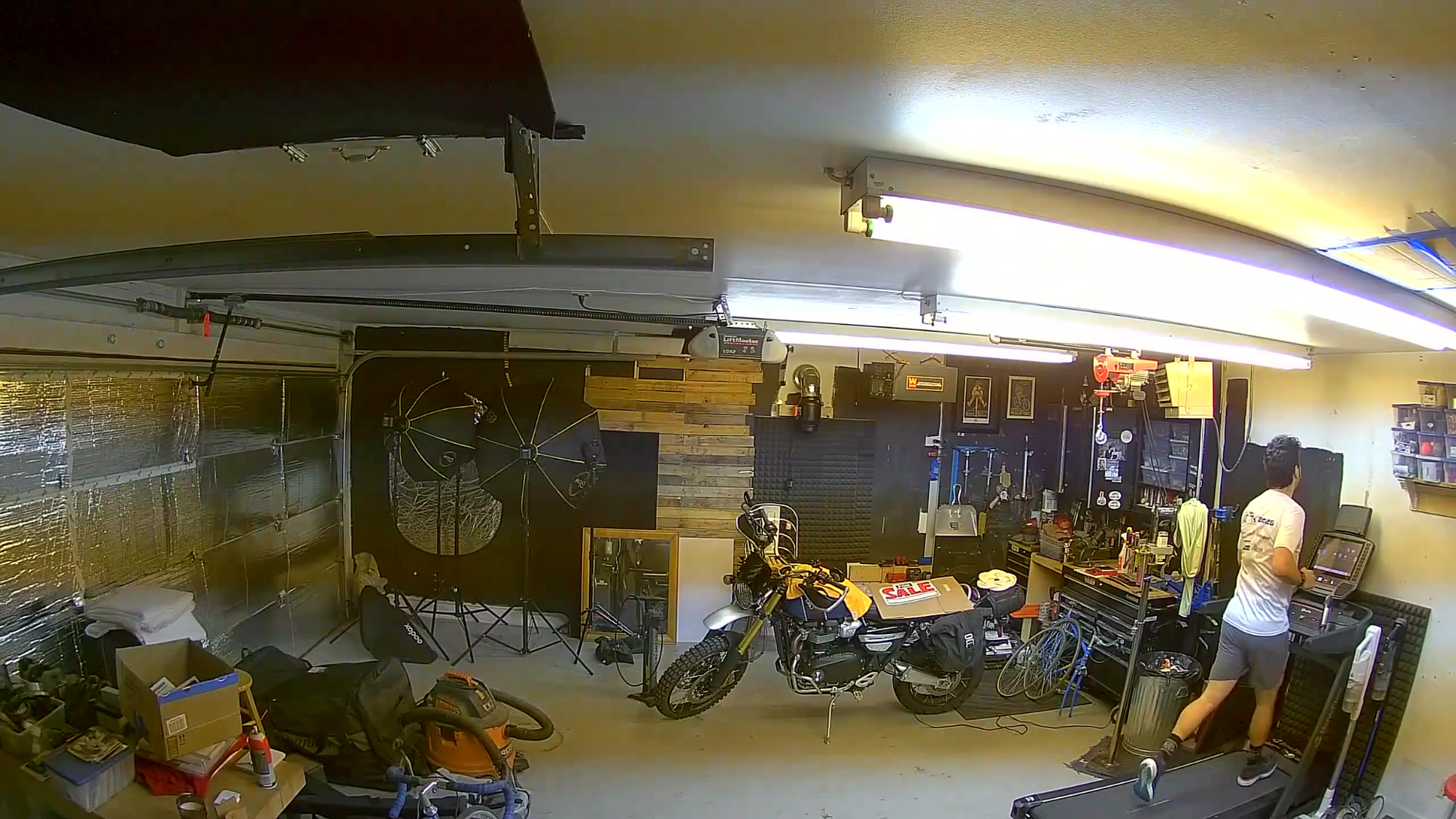 Ring Indoor Cam Plus ακίνητη εικόνα που τραβήχτηκε στο φως