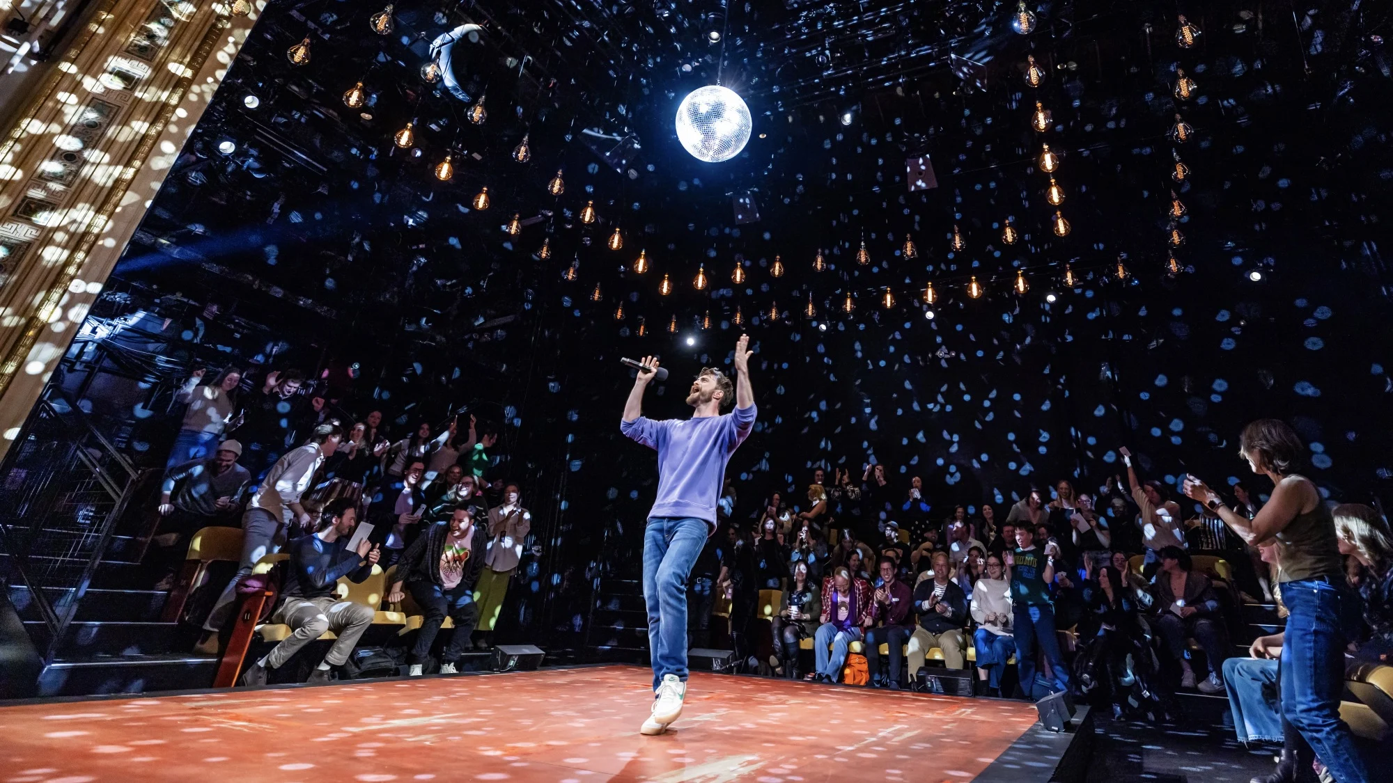 Ο Ντάνιελ Ράντκλιφ μέσα