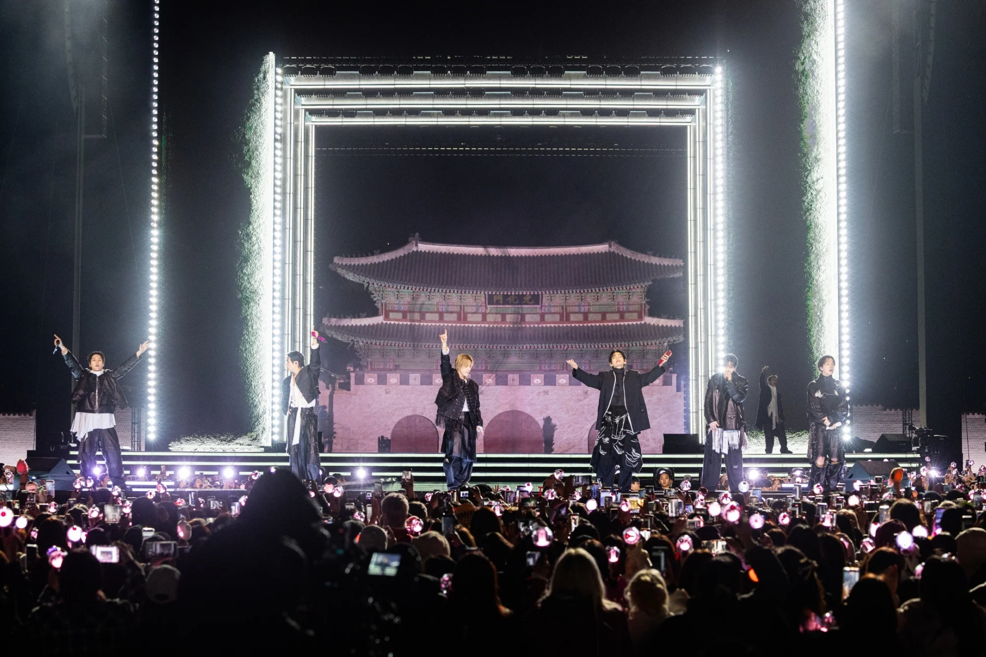 BTS performing outside Gwanghwamun Gate