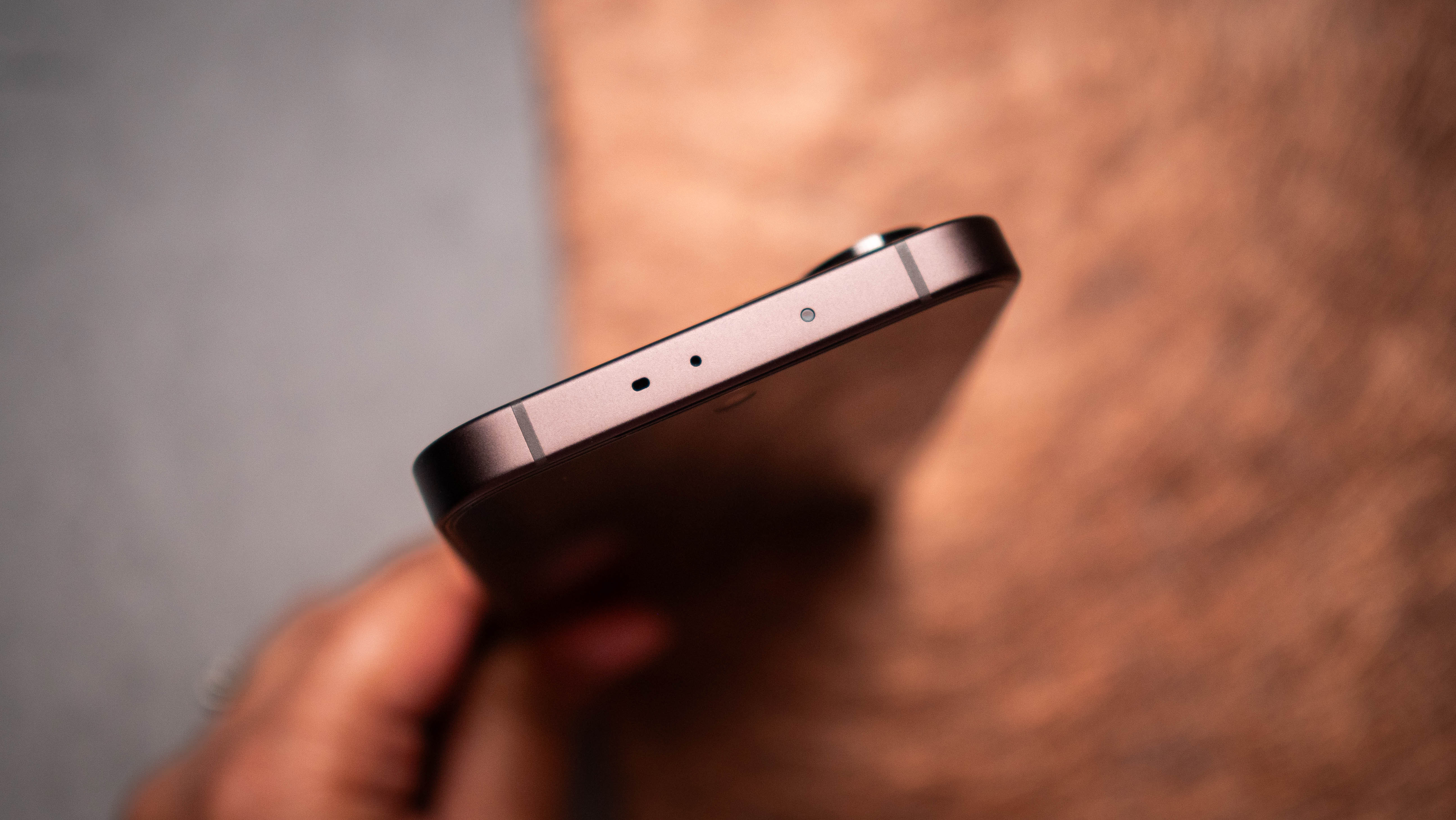 Ανασκόπηση του OPPO Reno 15 Pro στο Android Central