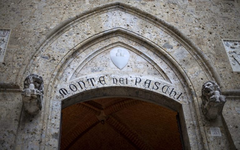 Monte dei Paschi: Πώς η παλαιότερη τράπεζα της Ιταλίας στράφηκε εναντίον του σωτήρα της –