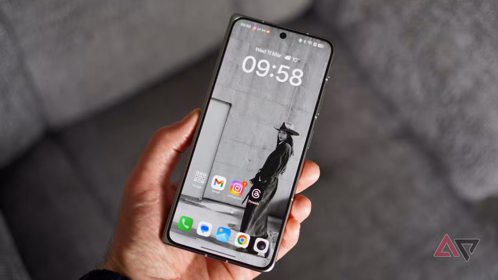 Η οθόνη εξωφύλλου του Oppo Find N6