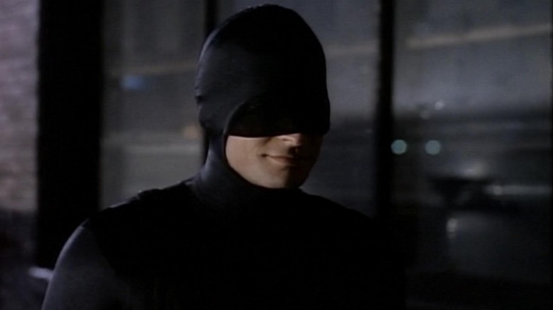 Τολμηρός χαμογελώντας