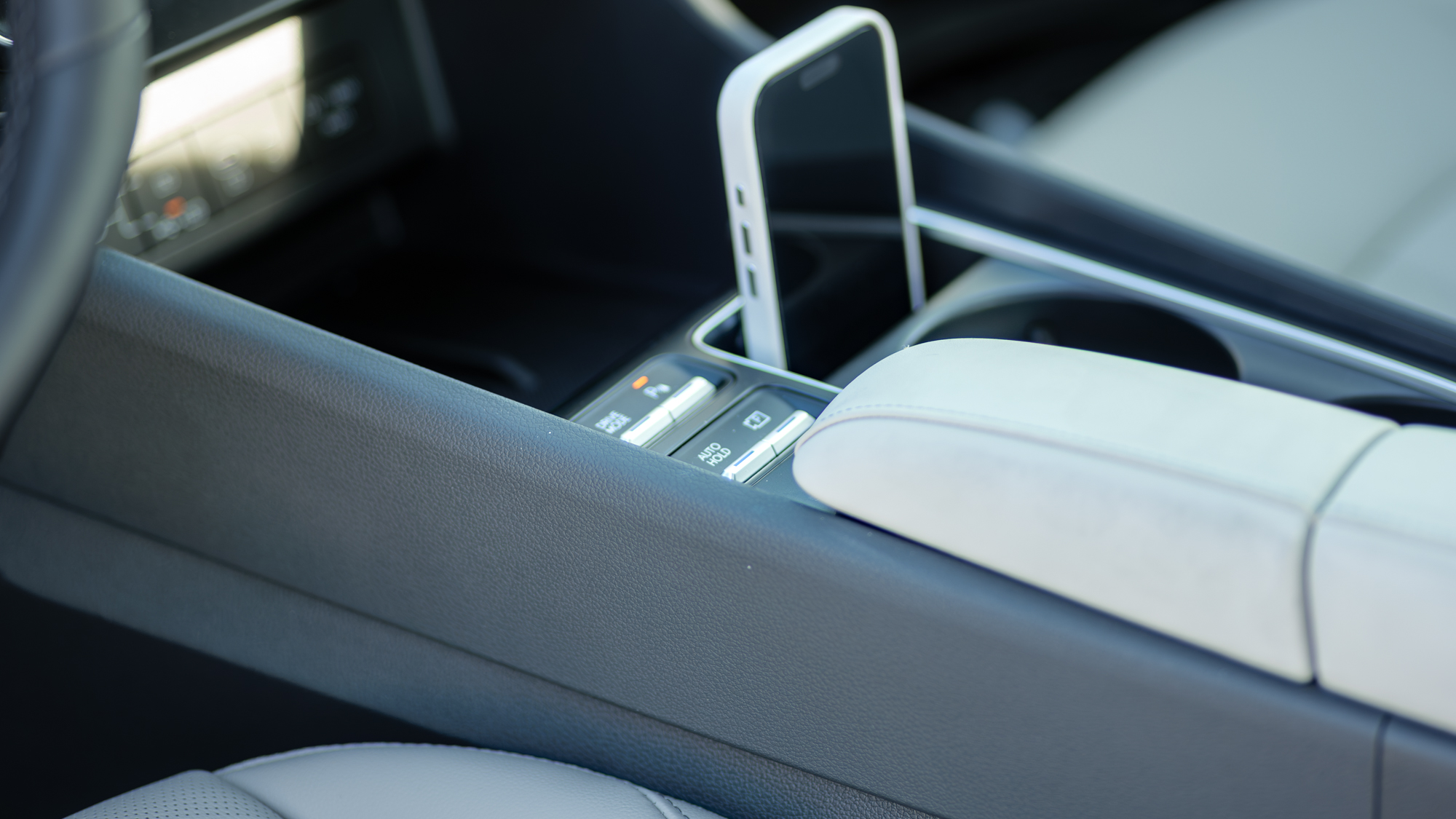 Κριτική Hyundai Sonata Hybrid 2026.