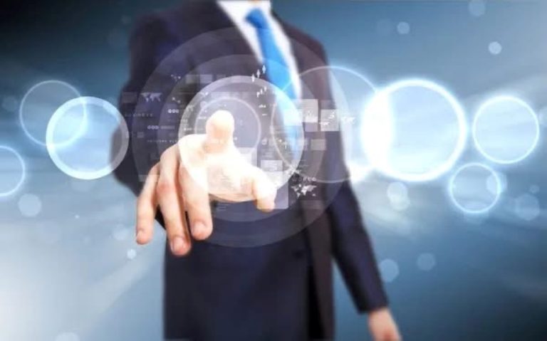 O Καθηγητής Γεώργιος Δεμίρης στο ertnews.gr για τη στήριξη των ηλικιωμένων με την αξιοποίηση της πληροφορικής