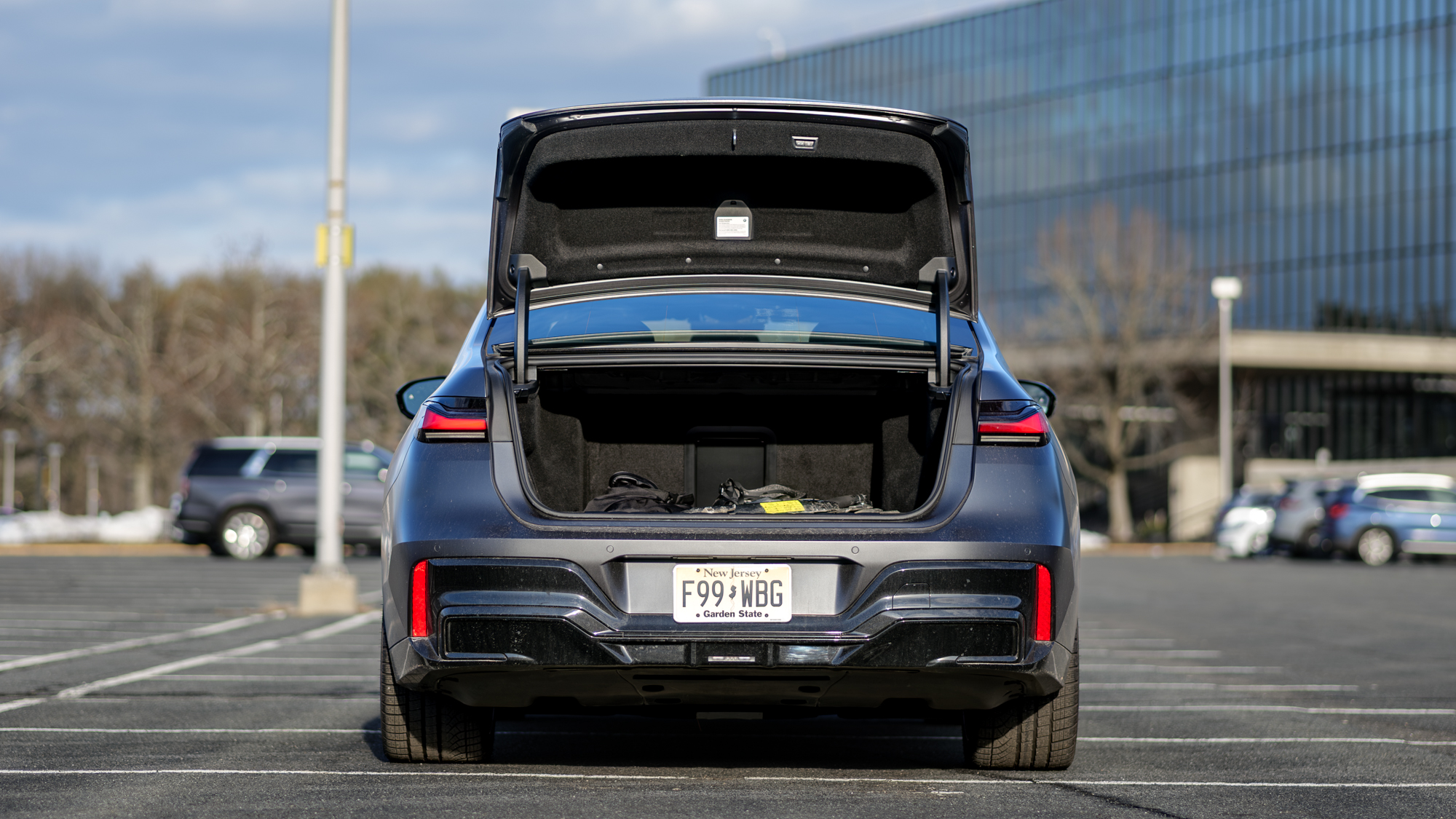 Αναθεώρηση BMW i7 M70 2026.